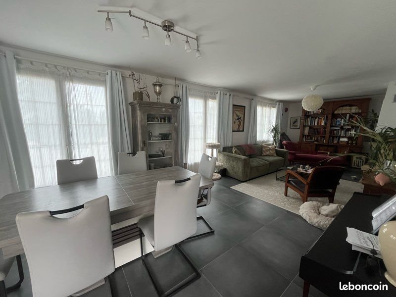 Maison à vendre, 135m², Saint-Mard