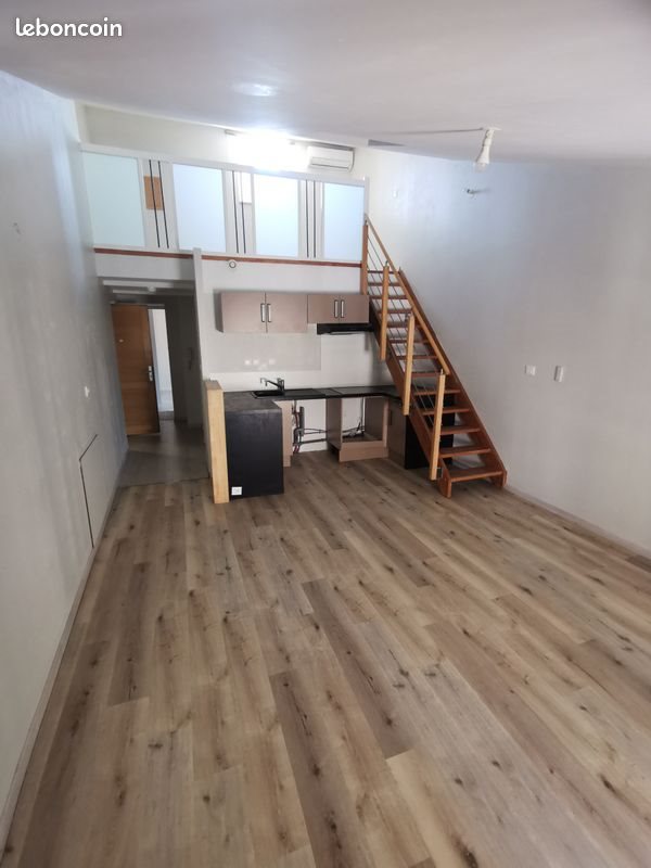 Appartement à louer, 63m², Donzère
