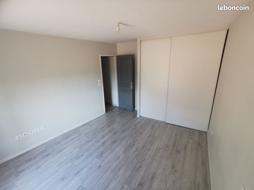 Appartement à louer, 63m², Donzère
