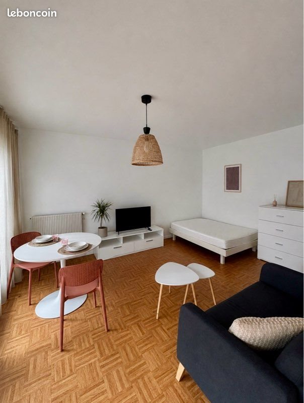 Appartement à louer, 32m², Pau