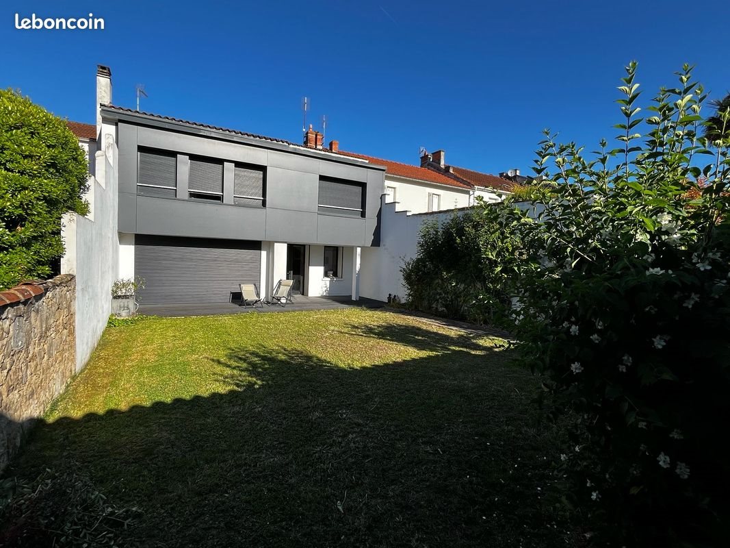 Maison à louer, 170m², La Rochelle