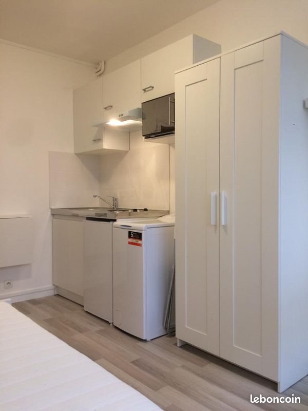 Appartement à louer, 12m², Paris 20ème