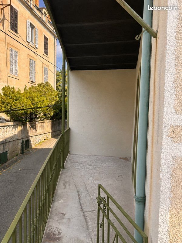 Appartement à louer, 27m², Vals-les-Bains