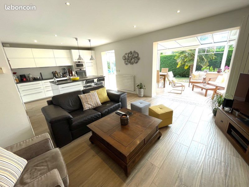 Maison à vendre, 129m², Chevry-Cossigny