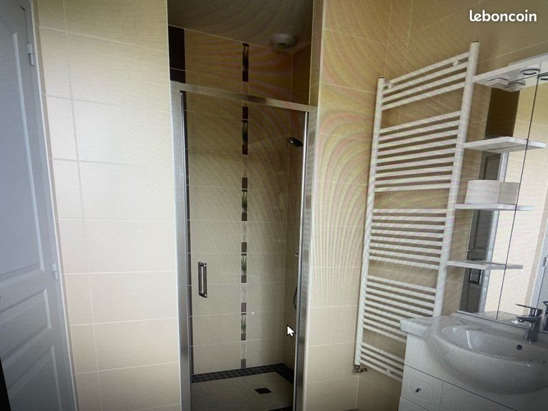 Appartement à louer, 100m², Larians-et-Munans