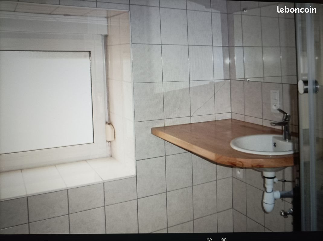 Appartement à louer, 80m², Essert