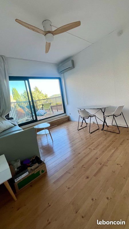 Appartement à louer, 25m², Cassis