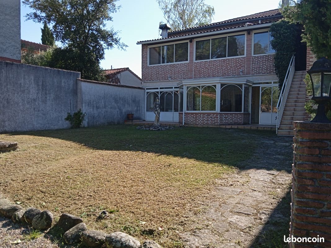 Maison à vendre, 360m², Saint-Juéry