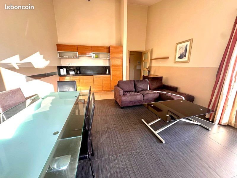 Appartement à louer, 64m², Cannes