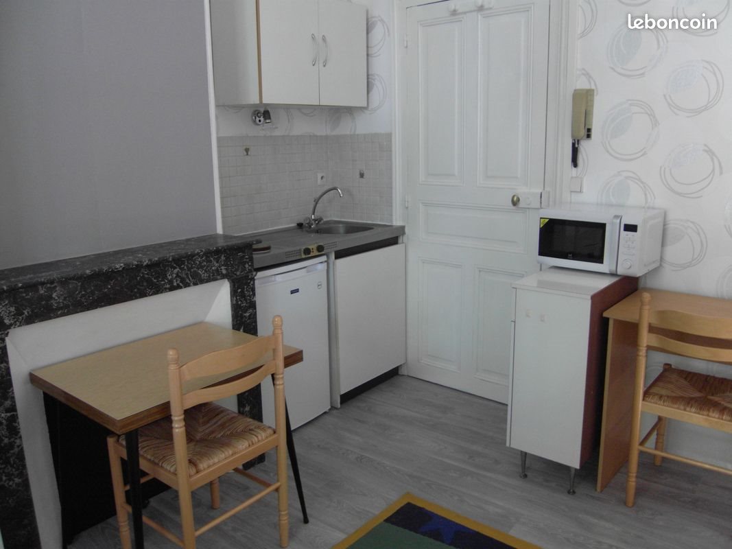 Appartement à louer, 16m², Moulins