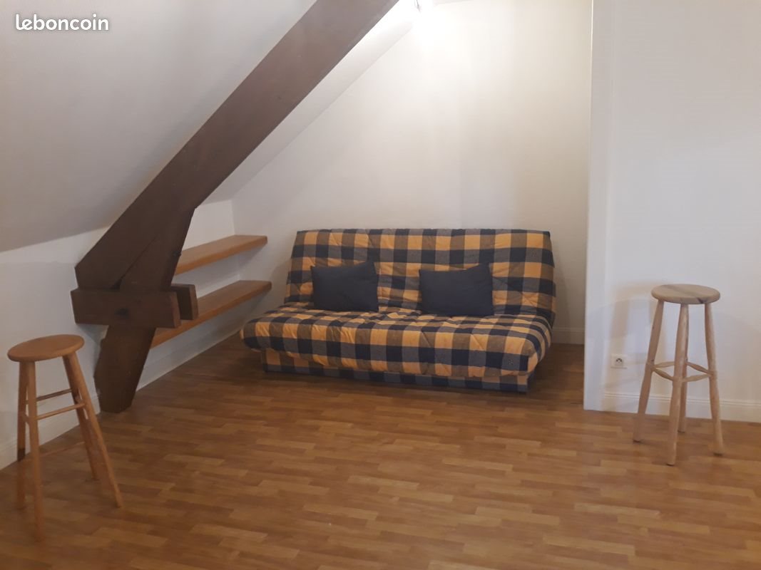 Appartement à louer, 27m², Mauriac