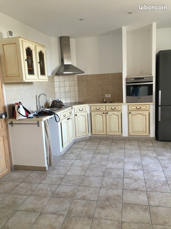 Maison à vendre, 72m², Saint-Mitre-les-Remparts