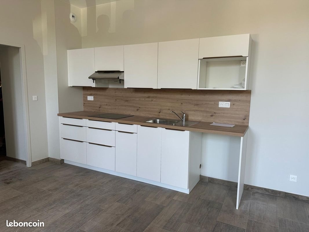 Appartement à louer, 75m², Villandraut