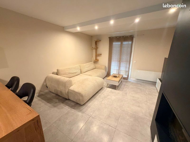 Appartement à louer, 75m², Venette