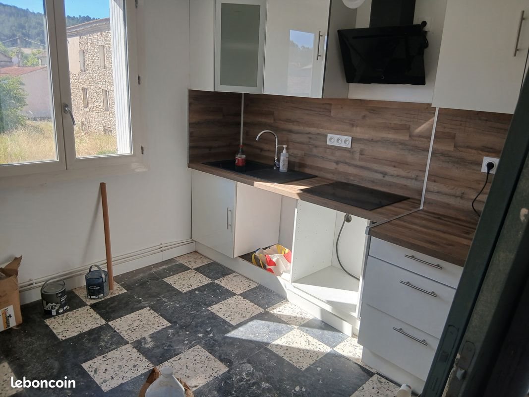Appartement à louer, 61m², Alès