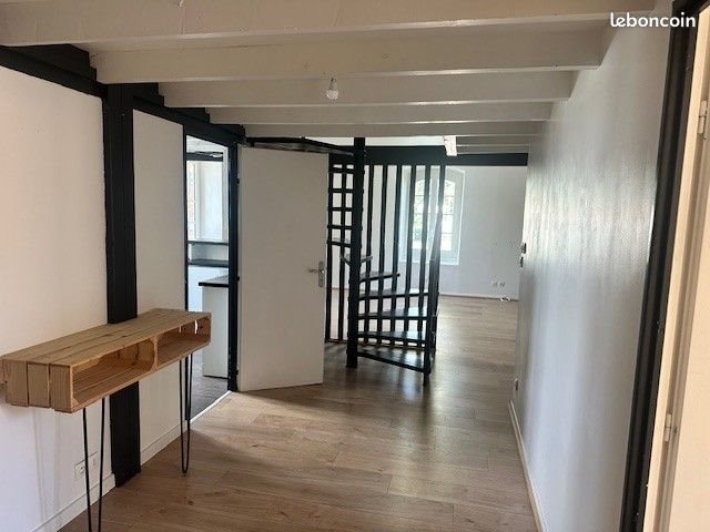 Appartement à louer, 90m², Mionnay