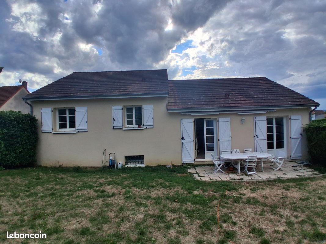 Maison à louer, 135m², Creuzier-le-Vieux