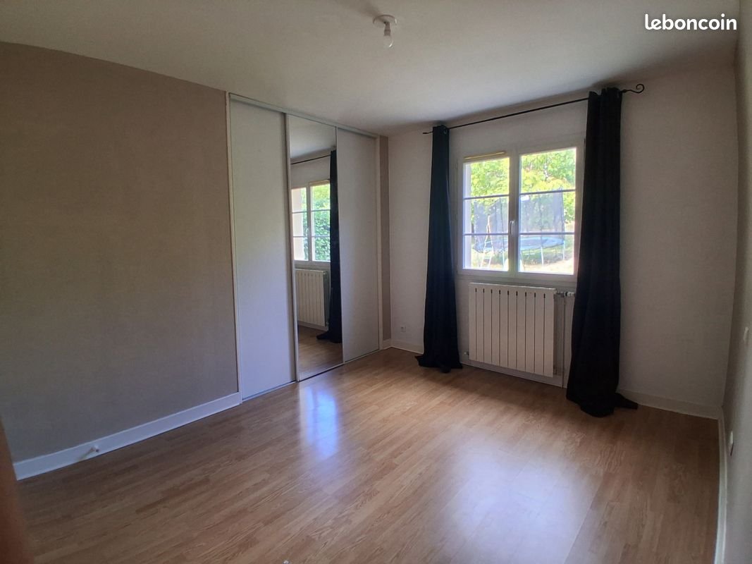 Maison à louer, 135m², Creuzier-le-Vieux