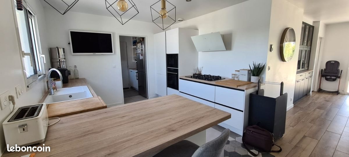 Maison à vendre, 160m², Châtillon-sur-Thouet