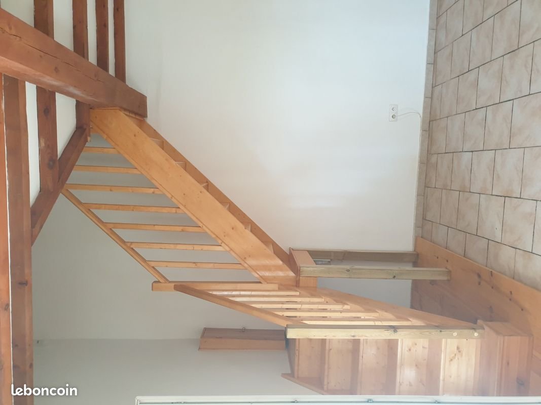 Appartement à louer, 55m², Paradou