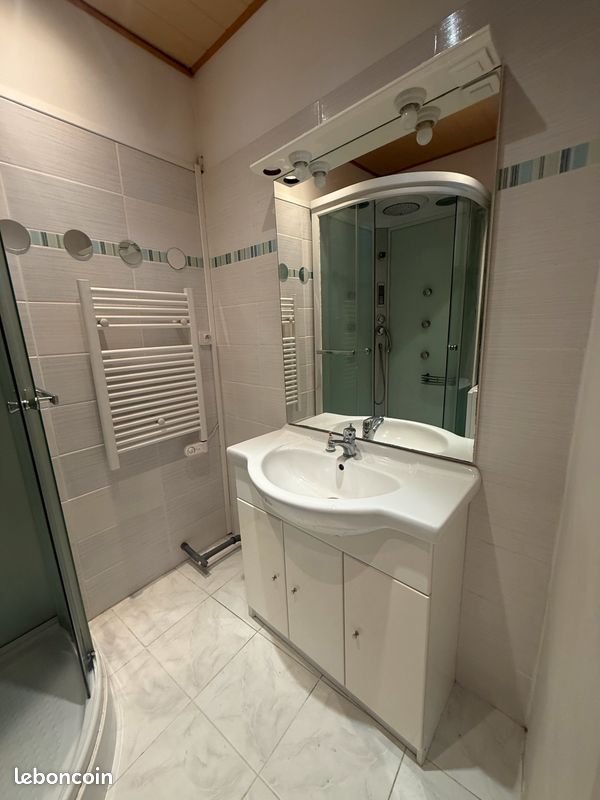 Appartement à louer, 47m², Privas