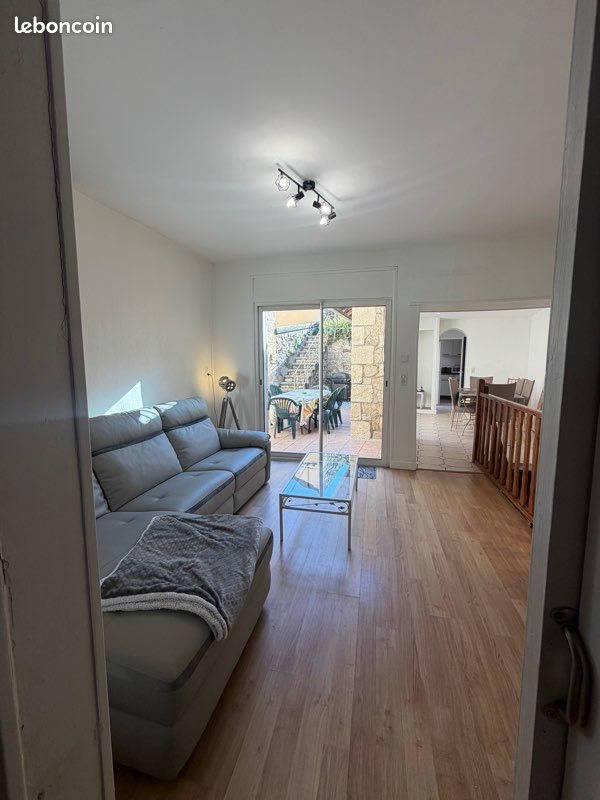 Maison à louer, 92m², Sarlat-la-Canéda