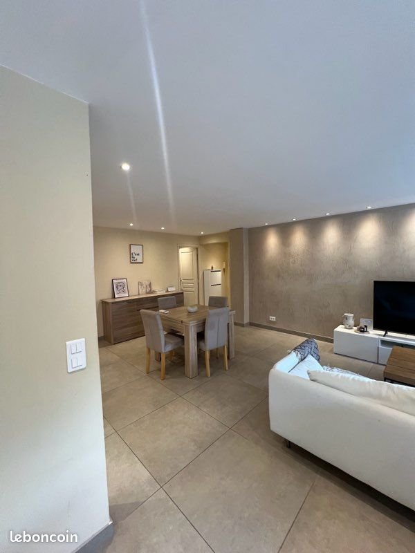 Appartement à louer, 59m², Mandelieu-la-Napoule