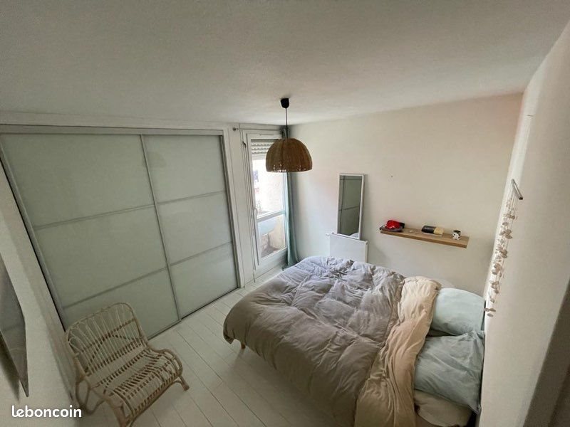 Appartement à louer, 77m², Talence