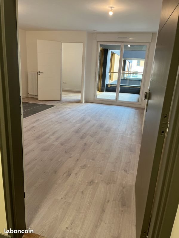 Appartement à louer, 43m², Massy