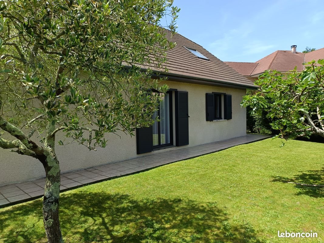 Maison à vendre, 147m², Lons