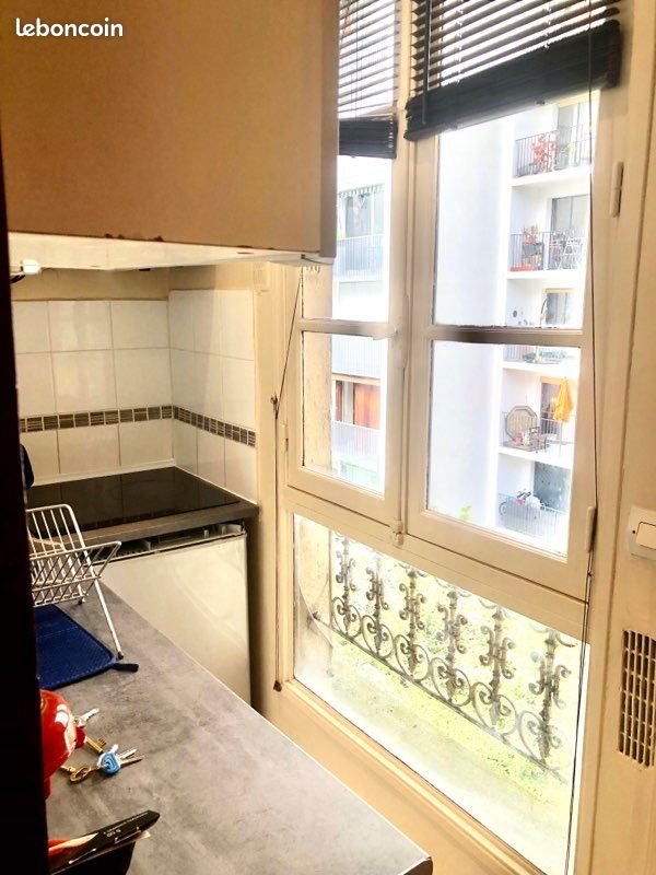 Appartement à louer, 22m², Paris 18ème