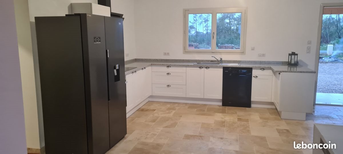Maison à louer, 140m², Rouffignac-Saint-Cernin-de-Reilhac