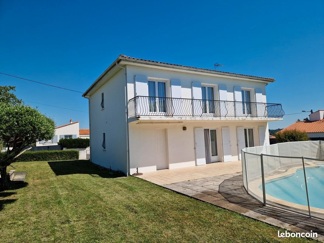 Maison à vendre, 129m², Saintes