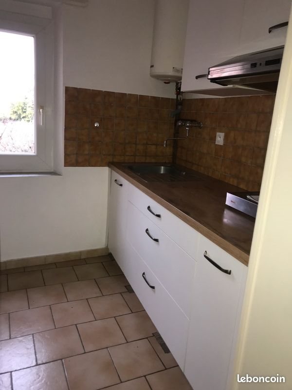 Appartement à louer, 25m², La Crau
