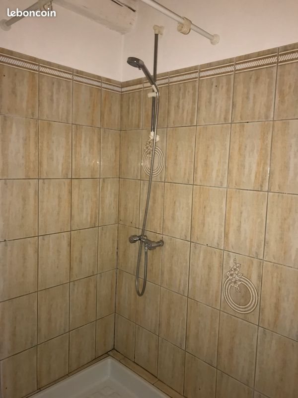 Appartement à louer, 25m², La Crau