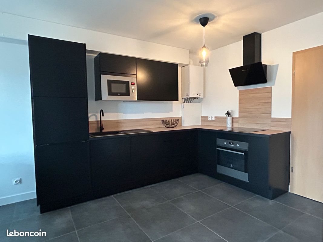 Appartement à louer, 74m², Bertrange