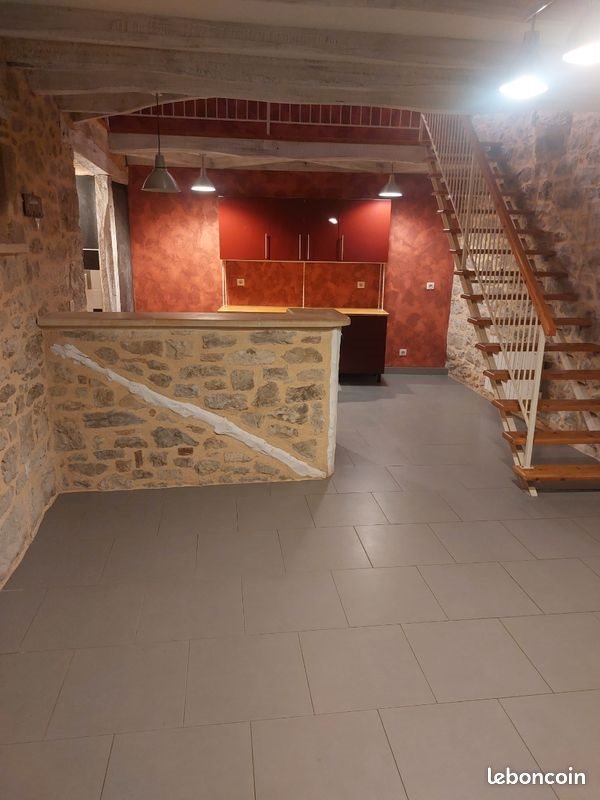 Appartement à louer, 130m², Mercuès