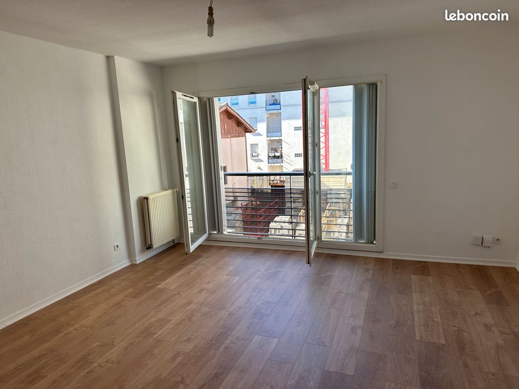 Appartement à louer, 49m², Pessac