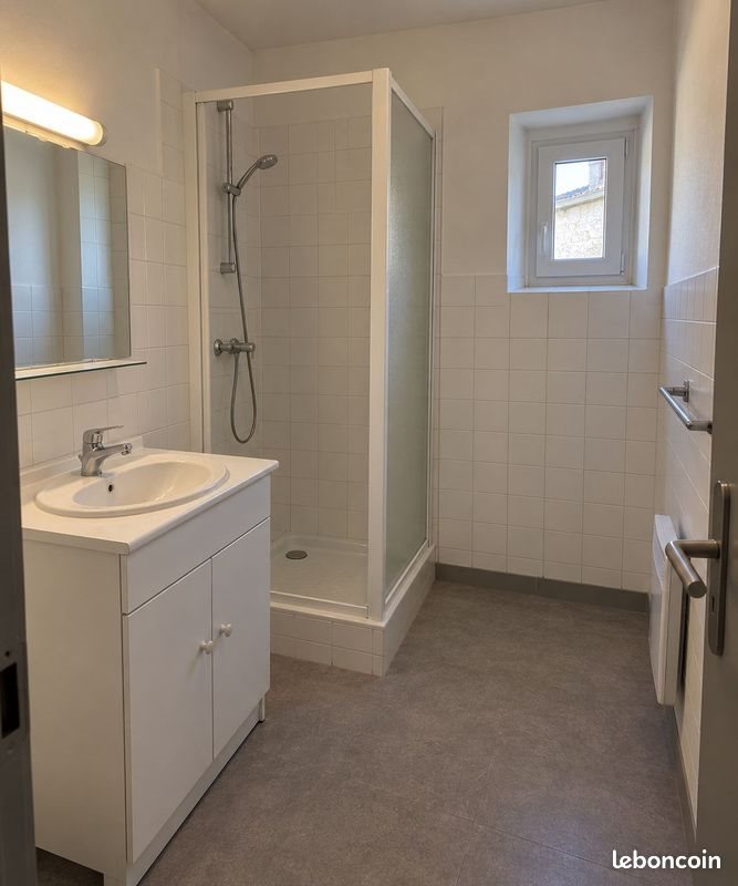Appartement à louer, 48m², Hauterives