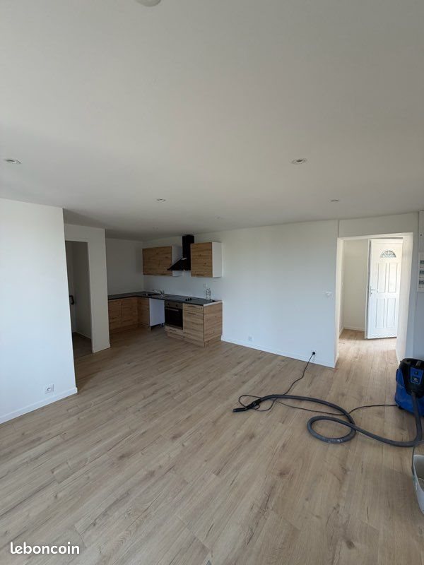 Appartement à louer, 64m², Pecqueuse