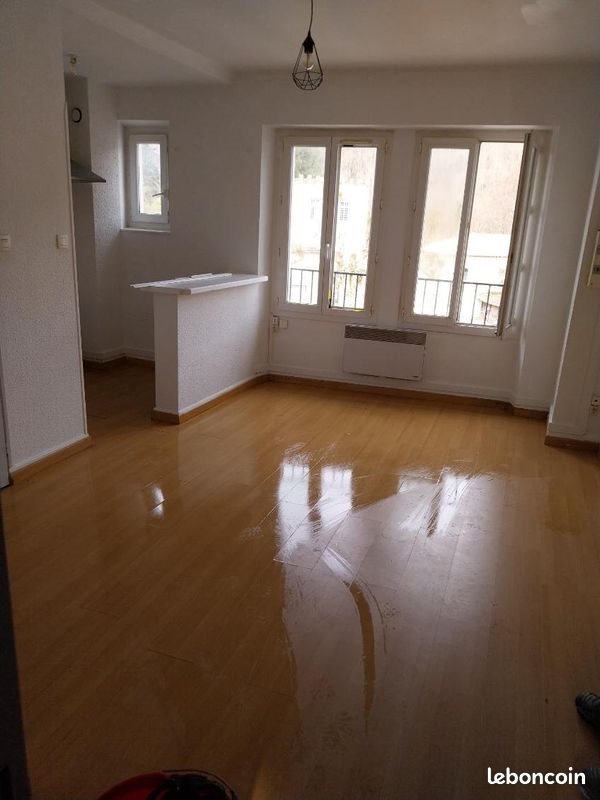 Appartement à louer, 30m², Saint-Paul-de-Jarrat