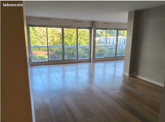 Appartement à louer, 130m², Ville-d'Avray