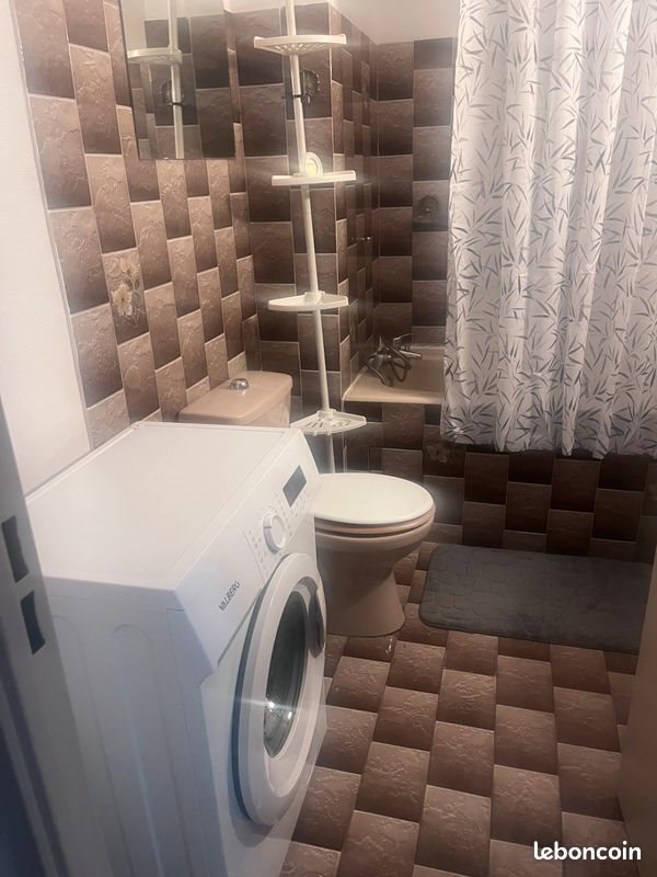 Appartement à louer, 28m², Nîmes