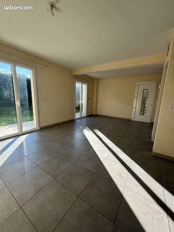 Maison à louer, 73m², Amancy