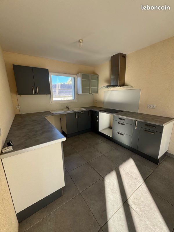 Maison à louer, 73m², Amancy