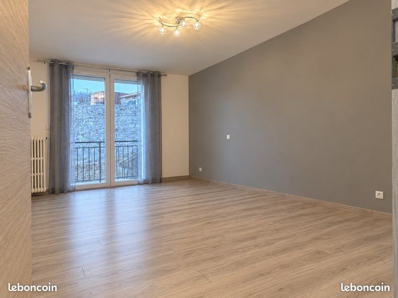 Appartement à louer, 95m², Morbier
