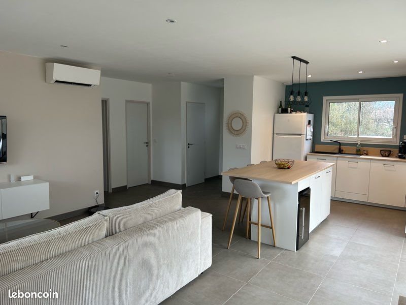 Maison à vendre, 85m², Saint-Hilaire-du-Rosier