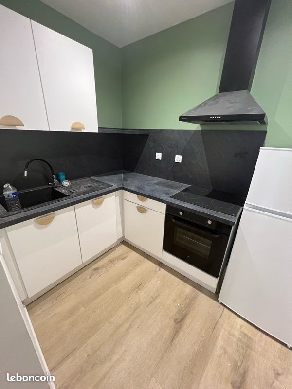 Appartement à louer, 28m², Aurillac