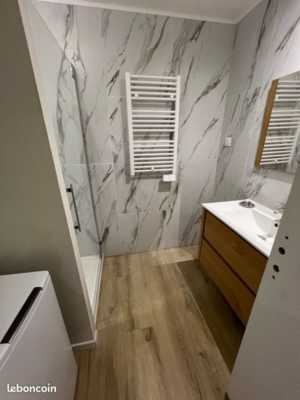 Appartement à louer, 28m², Aurillac