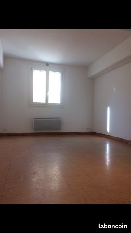 Appartement à louer, 64m², Saint-Rémy-de-Provence